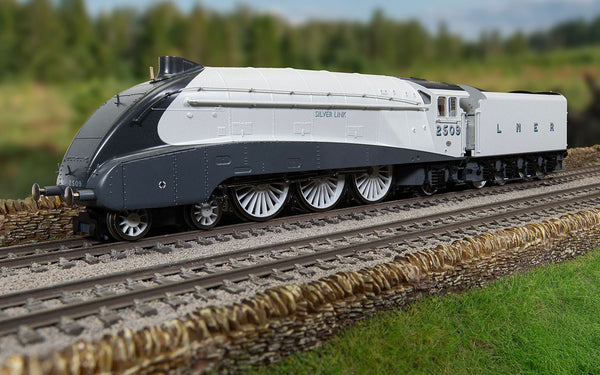Hornby R30456 Hornby Dublo: LNER - Class A4 - 2509 'Silver Link' (Silver Jubilee Collection)