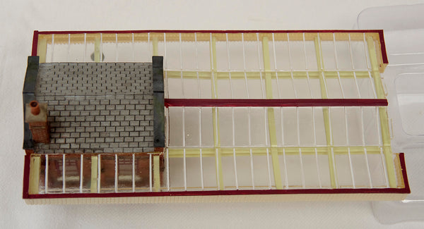 Bachmann 44-117C Scenecraft Great Central Station Booking Office & Canopy