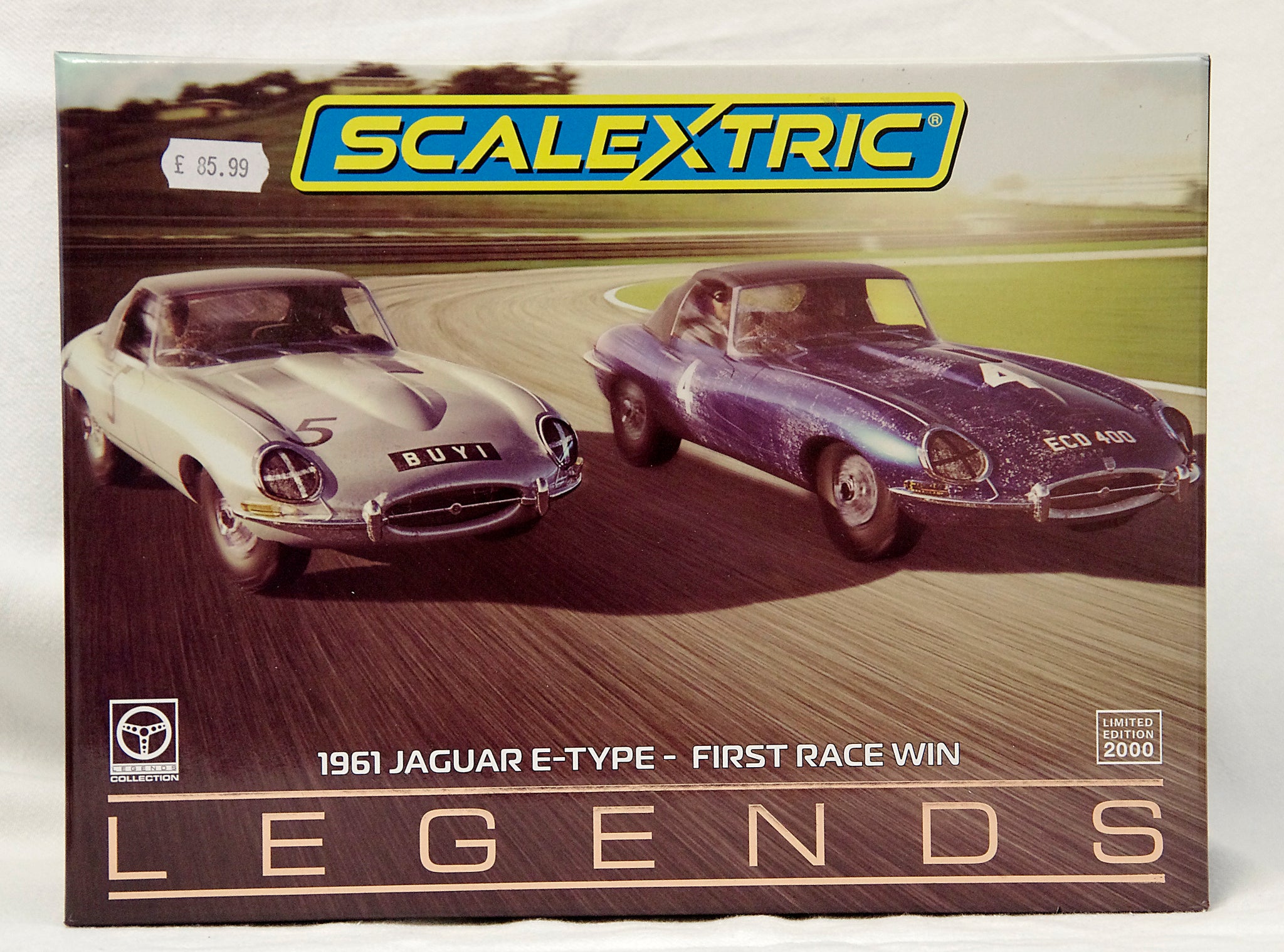 Scalextric C4062A 1961 Jaguar E-Type First Race Win Legends Twin Pack Limited Edition